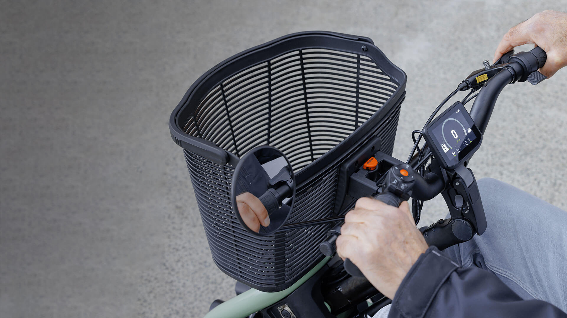 Sunrise Medical Sterling S800 Mobility Scooter 8 Sunrise Medical Sterling S800 Mobility Scooter